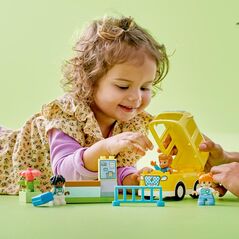 Calatoria cu autobuzul, 10988  lego,  Seturi de constructie | electropc.ro