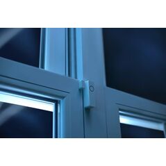 Senzor de contact philips hue secure, zigbee, automatizare lumini, montare usi/ferestre, ip20, 70x22x20mm, alb, baterie cr2,  Accesorii iluminat de interior | electropc.ro