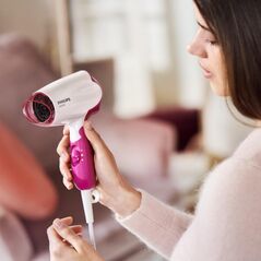 Uscator de par philips salondry compact bhd003/00 ,1400 w, pliabil, alb/roz, l x a x i (mm) 77x114x220,  Uscatoare de par | electropc.ro