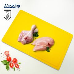 Tocator cu sant haccp gn1/1, 53x32.5x2 cm, galben, cooking by heinner,  Tocatoare | electropc.ro