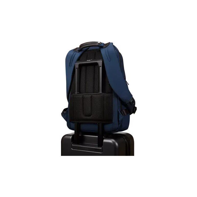 Lenovo thinkpad executive 16" backpack, 22l capacity, 36.2 x 25.3 x 2.2 cm, 1.8kg, outside fabric material: polyester 88%, leather 12%, navy,  Genti laptop | electropc.ro