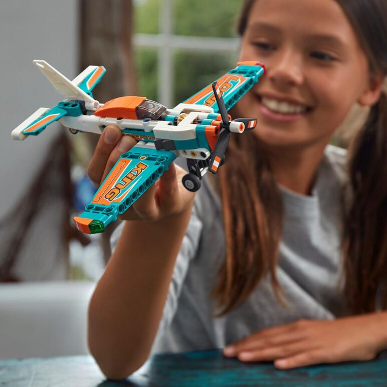 Avion de curse, lego42117,  Seturi de constructie | electropc.ro