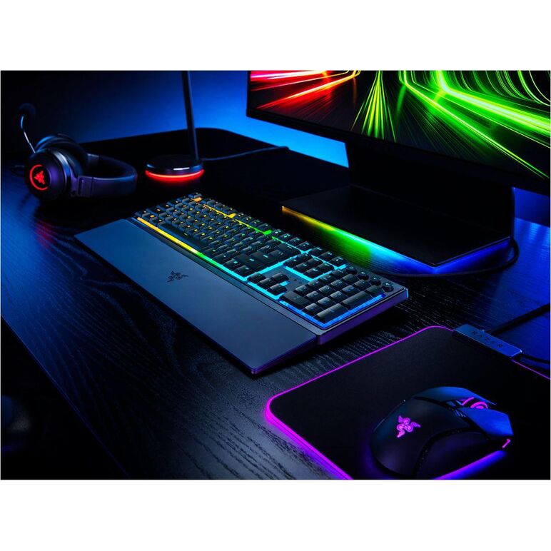 Tastatura razer ornata v3 - low profile gaming  tech specs switch type razer™ mecha-membrane switches approximate sizes full size lighting 10 razer chroma™ rgb lighting zones wrist rest yes onboard memory none media keys dedicated media controls passthrou,  Tastaturi | electropc.ro
