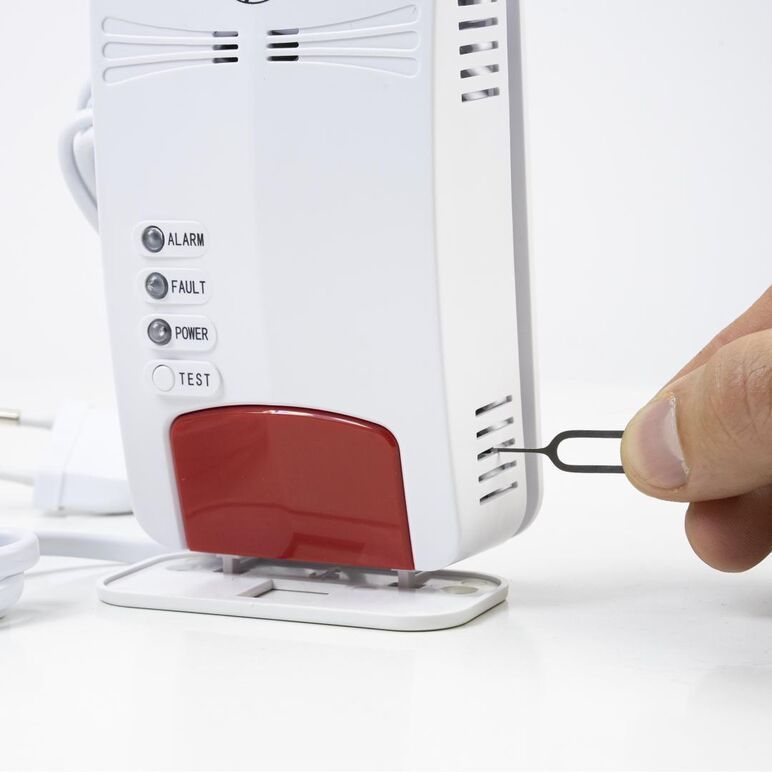 Kit senzor gaz inteligent si electrovalva pni safe house smart gas 300 wifi cu alertare sonora, aplicatie de mobil tuya smart, integrare in scenarii si automatizari smart cu alte produse compatibile tuya,  Senzori | electropc.ro